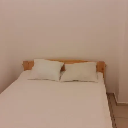 Mulató Utca 1, 8 Személyre Apartman Vonyarcvashegy